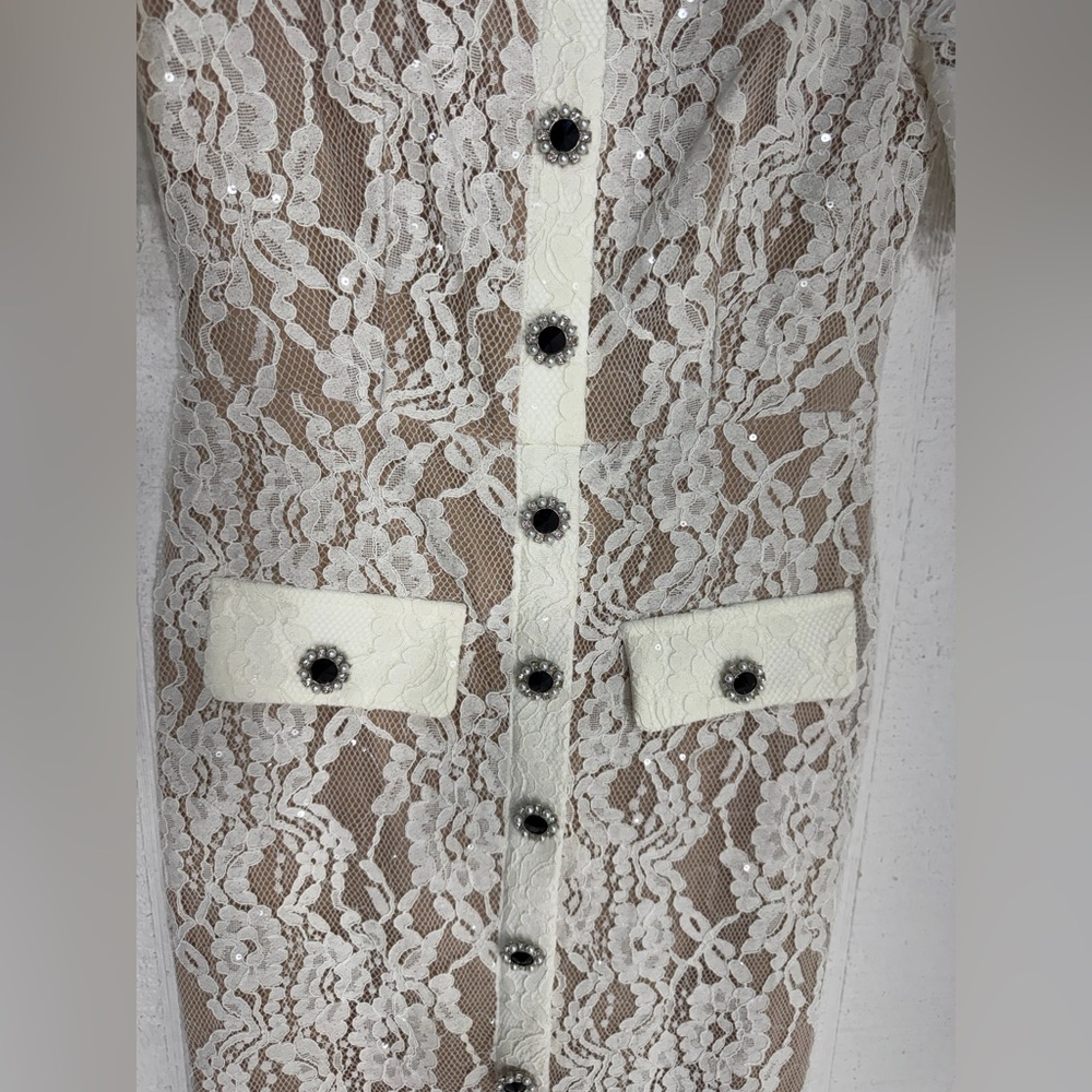 Elegant White Lace Midi Dress with Button Front - Picture 8 of 16